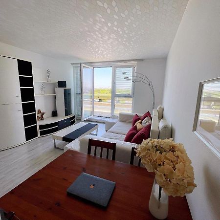 Schone Wohnung Mit Dachterrasse Wina Bagian luar foto