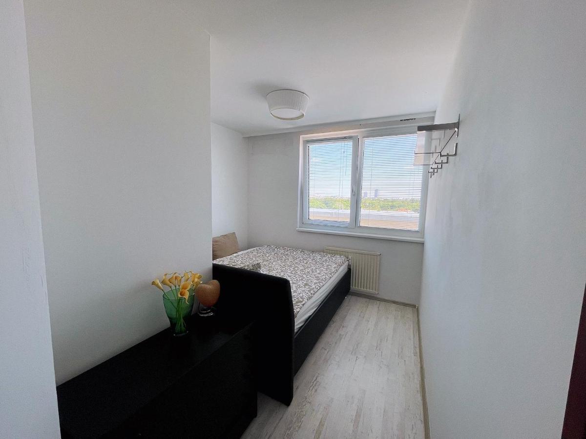 Schone Wohnung Mit Dachterrasse Wina Bagian luar foto