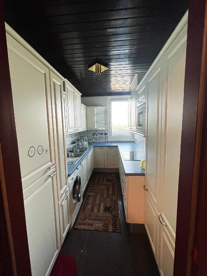 Schone Wohnung Mit Dachterrasse Wina Bagian luar foto